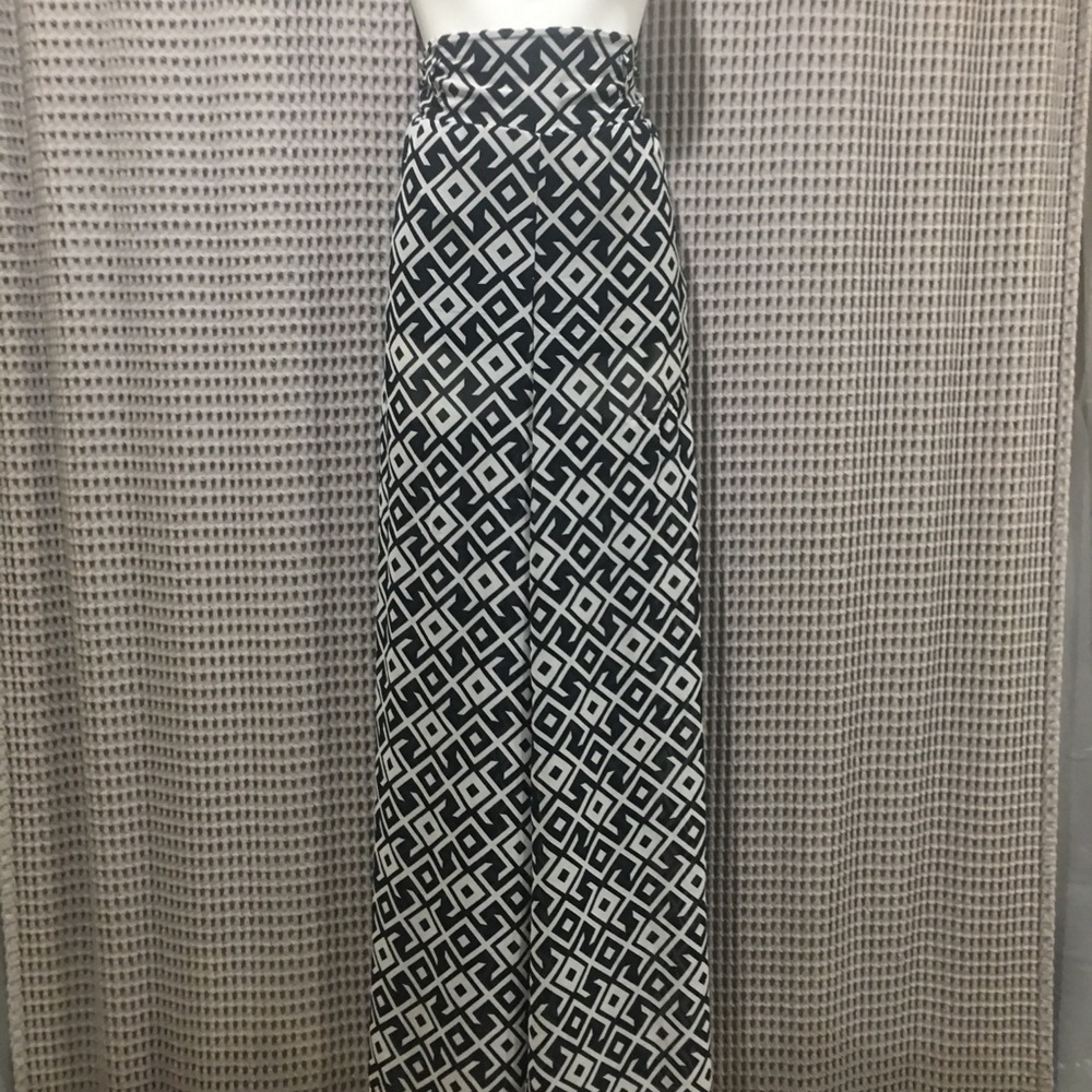 Heartsoul Black and white pants XL